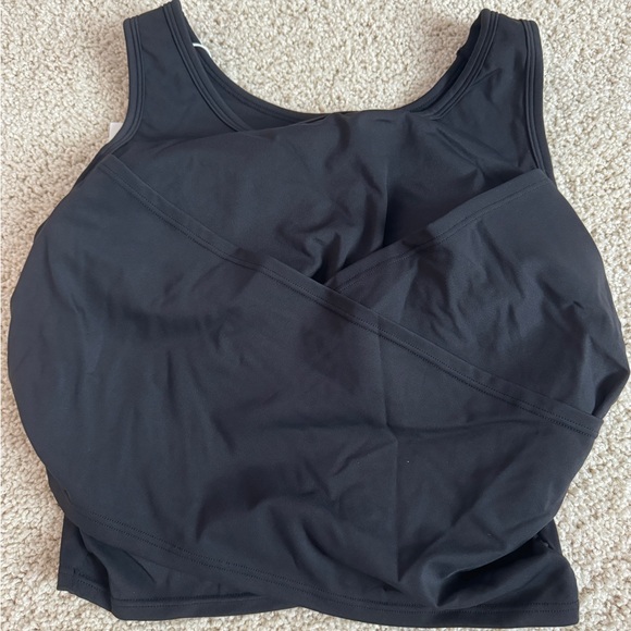 Halara cropped tank top black small - Picture 2 of 11
